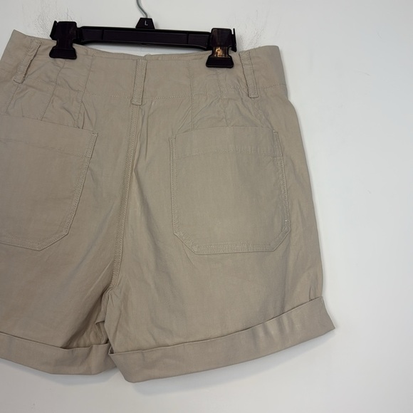 Anthropologie Megan High Rise Patch Pocket Shorts. Tan. Size 29. - Picture 6 of 13